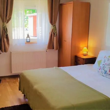 Gorski Widok I Pokoje- Salon Kominkowy * 카르파츠