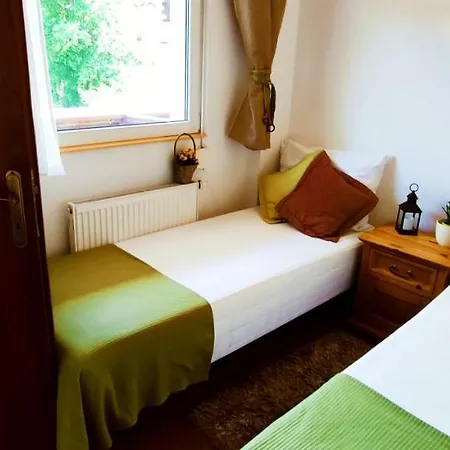 Gorski Widok Karpacz Apartamenty I Pokoje- Salon Kominkowy Karpacz