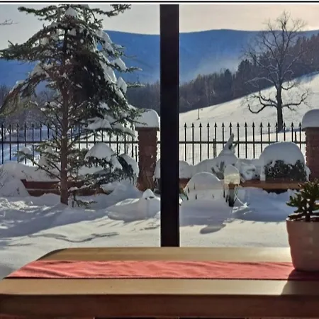 Gorski Widok Karpacz Apartamenty I Pokoje- Salon Kominkowy Homestay *